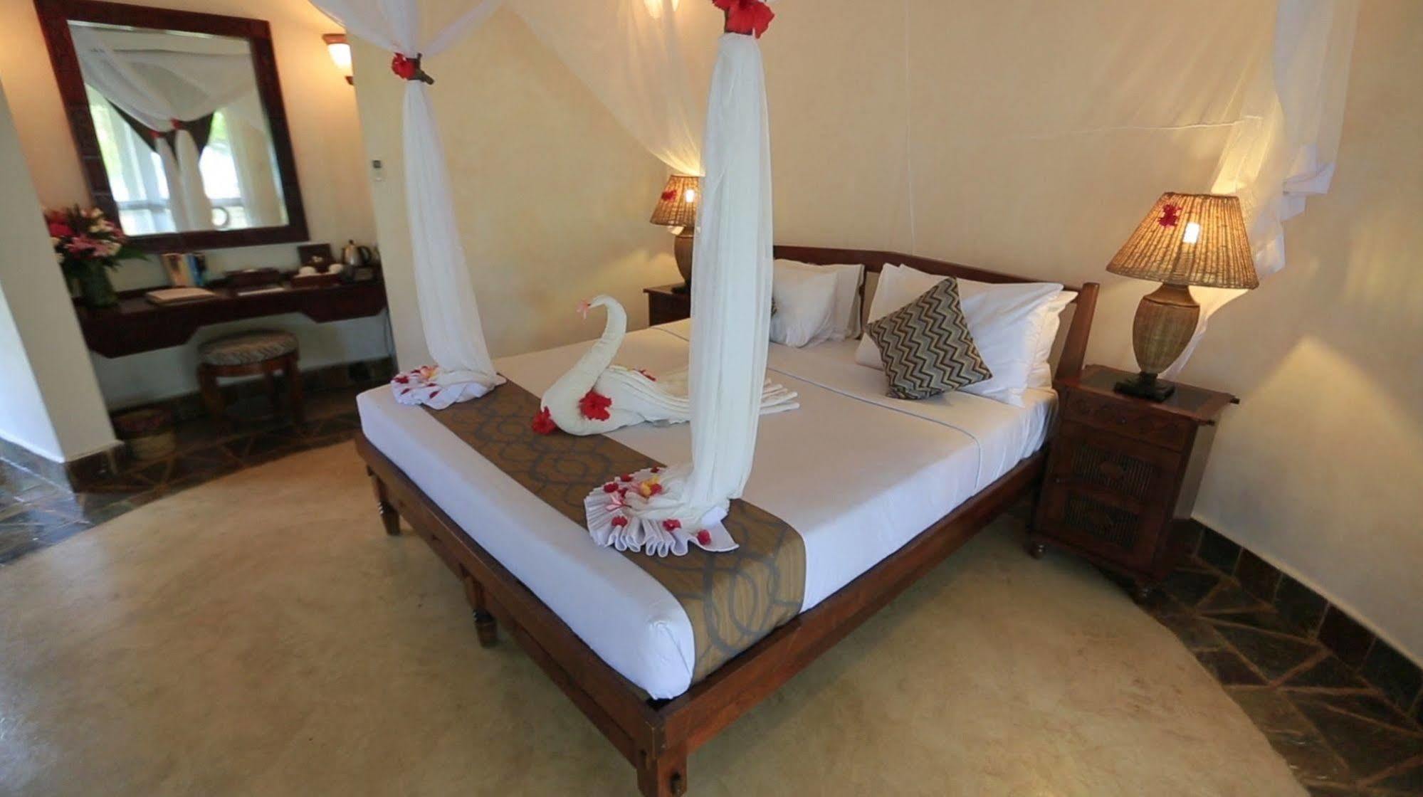 פוואני מצ'אנגני Ocean Paradise Resort & Spa מראה חיצוני תמונה
